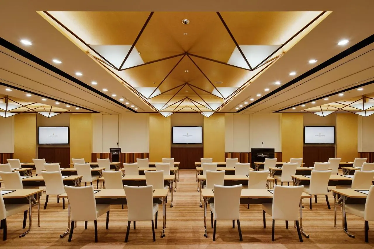 Intercontinental Hotel Osaka By Ihg 5*,