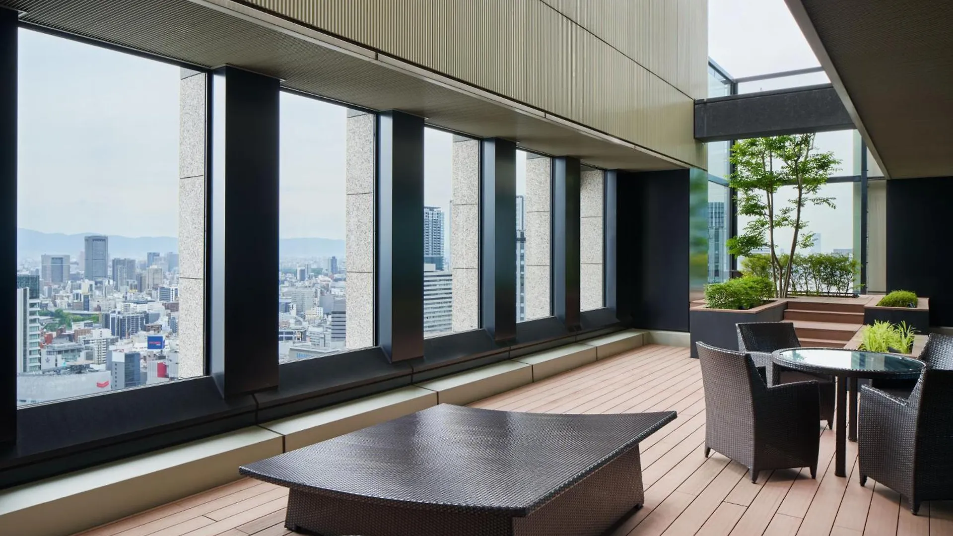 Intercontinental Hotel Osaka By Ihg 5*,