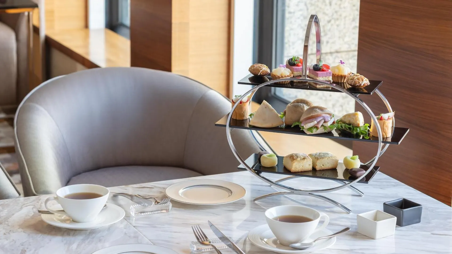 Intercontinental Hotel Osaka By Ihg